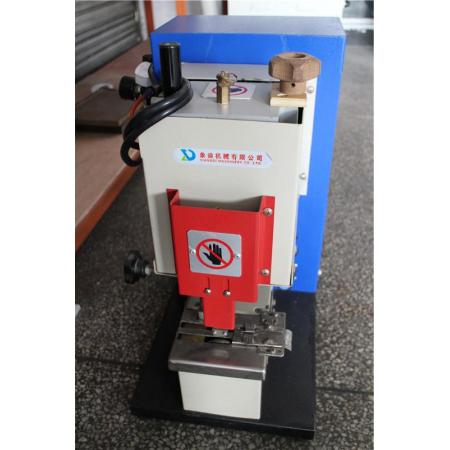 XD-305 Kamege Zipper Coating Machine for Shoe Bag Gluing